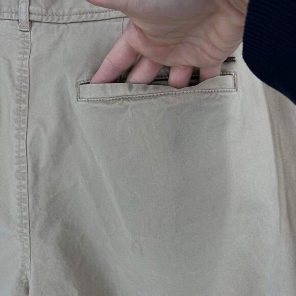L.L. Bean Women's High-Rise Flat Front Favorite Fit Cropped Pants Beige Size 18 - Picture 5 of 12